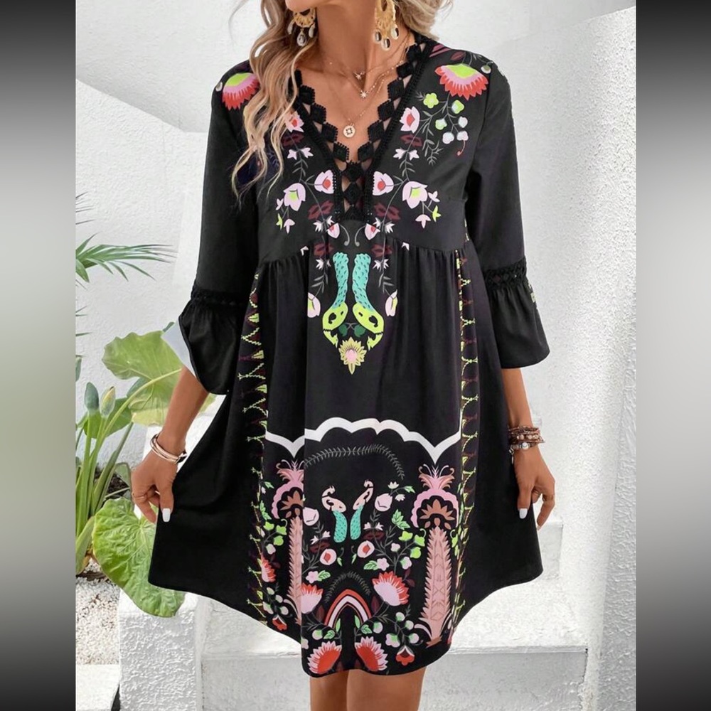 Boho floral print lace insert flare sleeve dress
